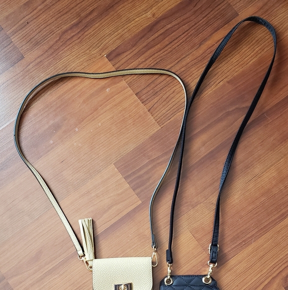 LIKE NEW Unbranded Lot of 2 Cell Phone Bags 1 Cream, 1 Black, both with straps! - Picture 3 of 5